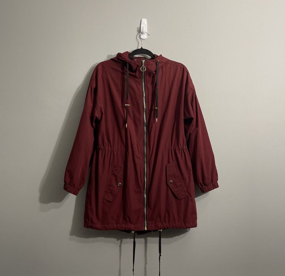 Forever 21 Women’s Small Red Zip Jacket Long Sleeve Adjustable Fit Lightweight